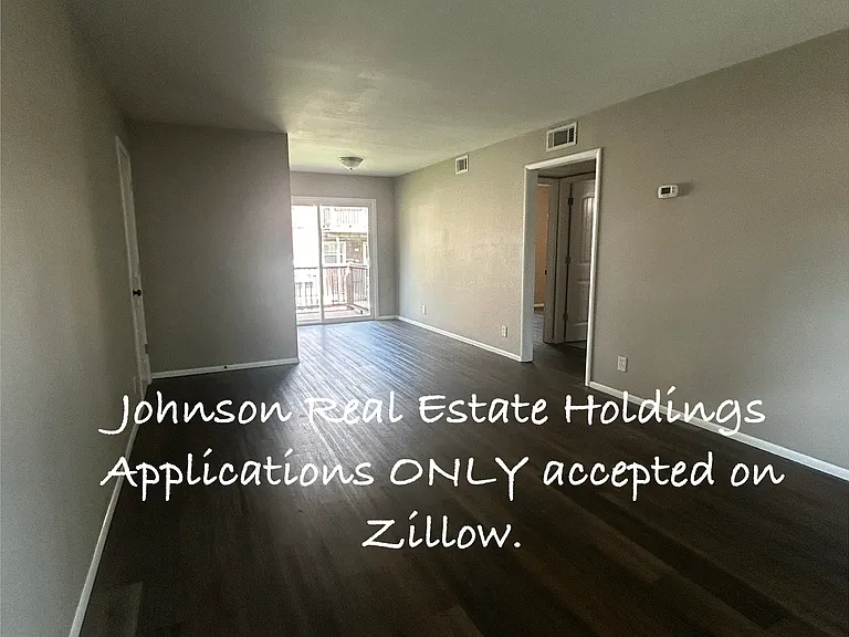 4715 SE Adams Blvd #909D — Photo 1