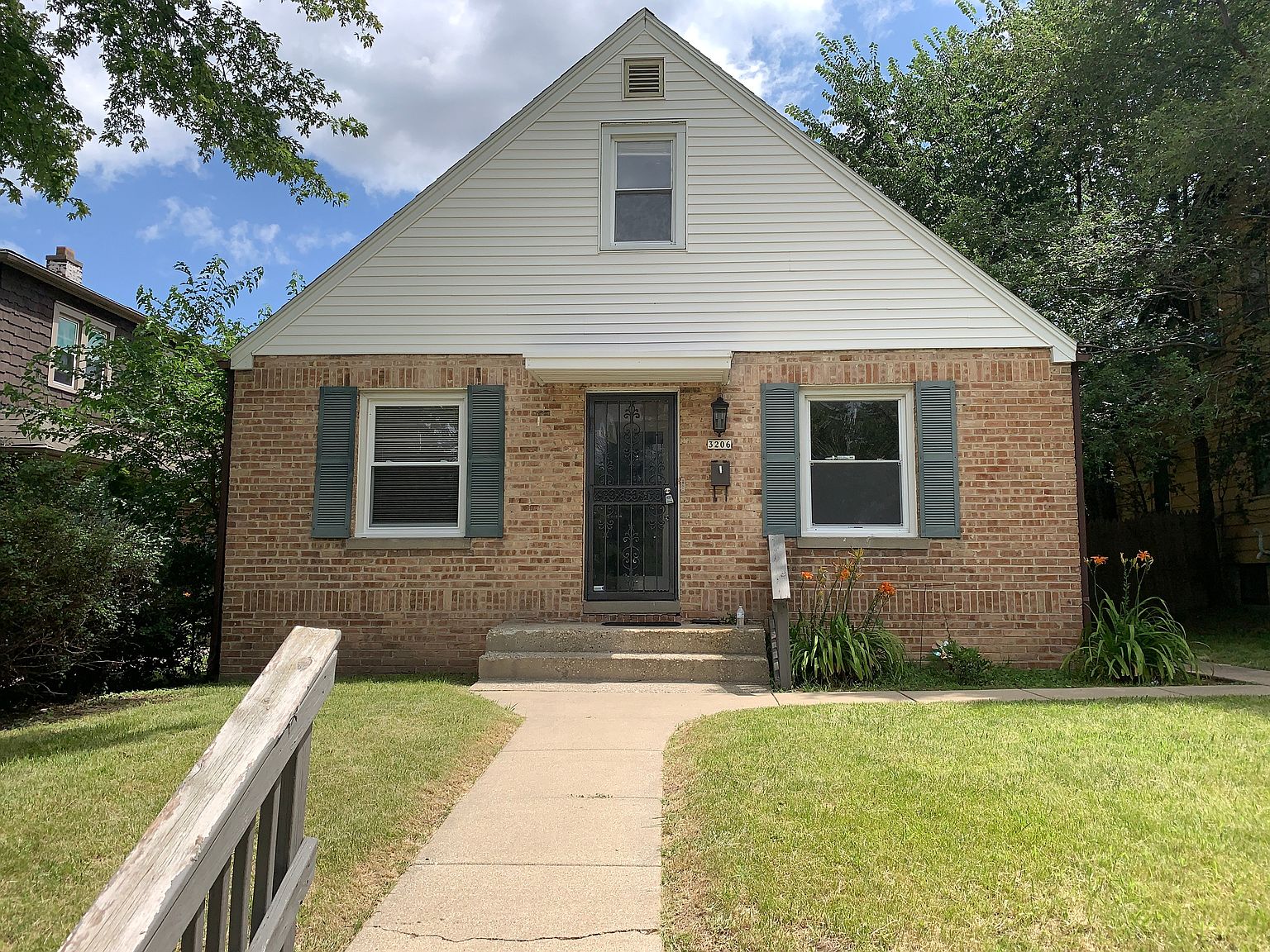 3206 N 60th St, Milwaukee, WI 53216 | Zillow