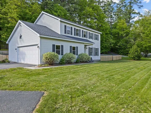 4 Greenbriar Drive, Essex, VT 05452