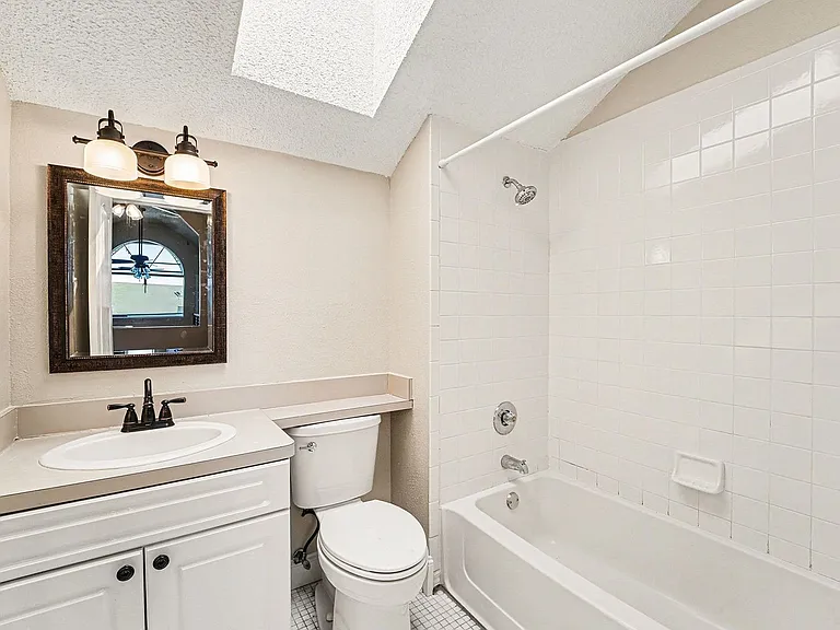 5567 Sea Forest Dr #324 — Photo 15