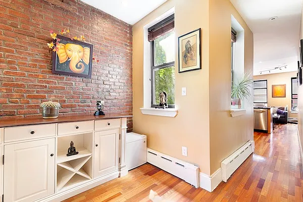 Sold by Compass | media 2