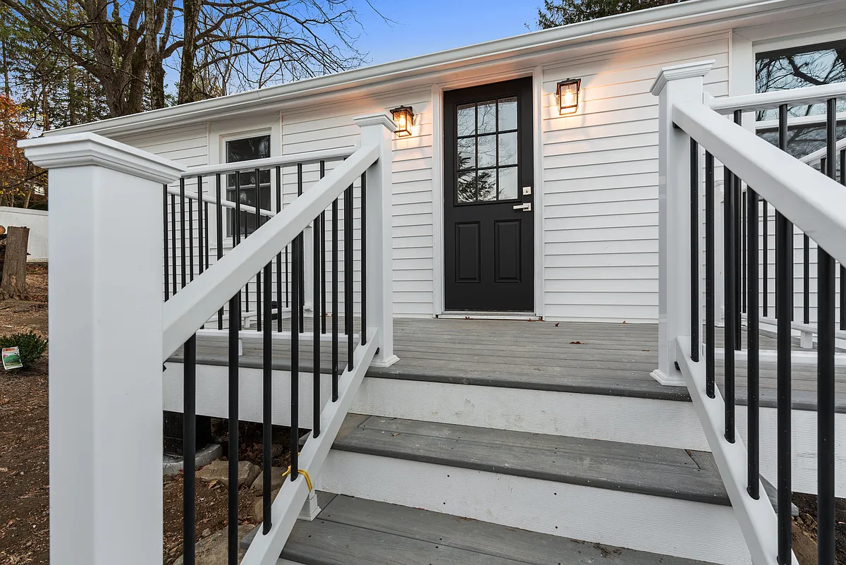 Front Deck - 44 Bischoff Ave