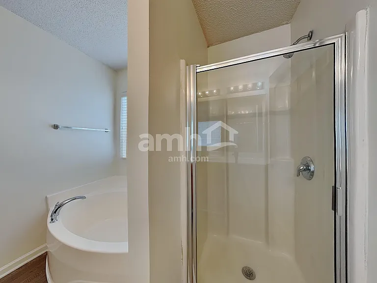 6004 Glen Way Dr — Photo 17