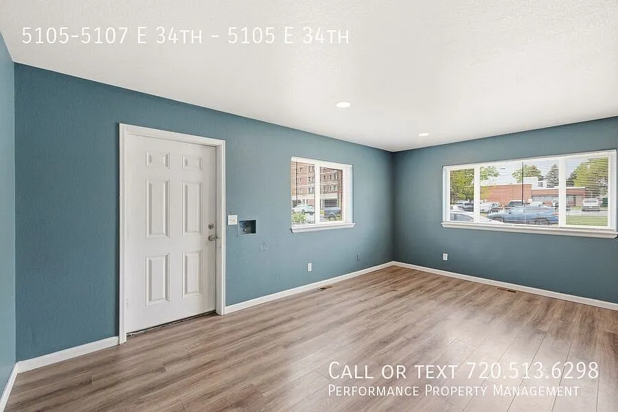 Building Photo - 5105-5107 E 34th Ave #5105 E 34TH