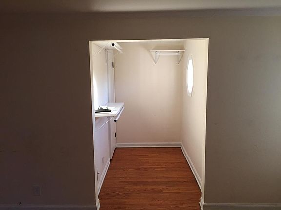 3rd image of 206 N Dick Ave #2