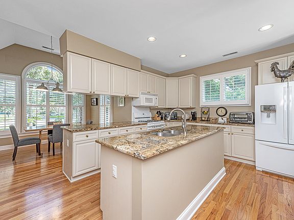 4th image of 1248 Wynnwood Ct