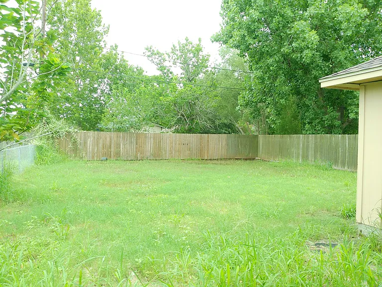 2600 Alana Ln — Photo 16