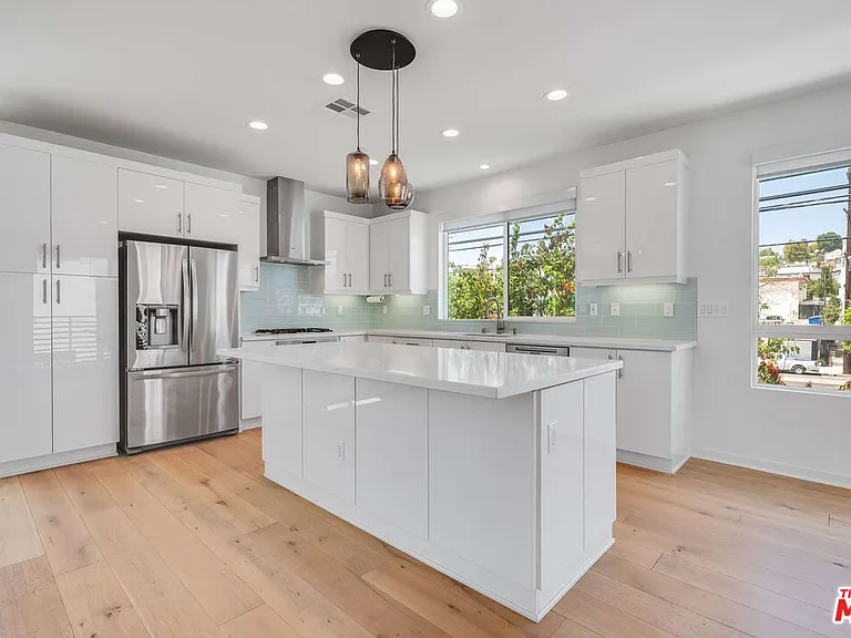 4320 Eagle Rock Blvd #1 — Photo 3