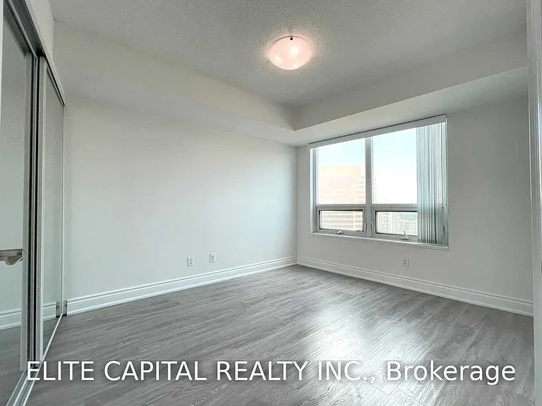 15 Greenview Ave #2101 — Photo 9
