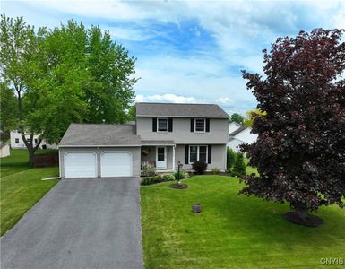 8527 Grandview Dr, Cicero, NY, 13039