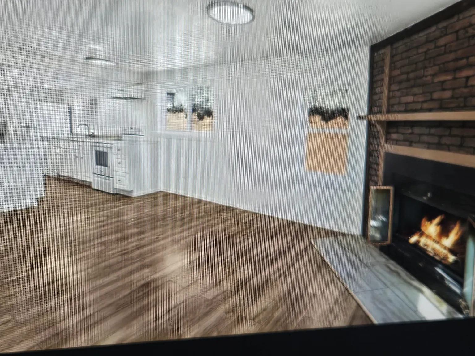 3 bed, 1316 sqft, $1,900 — Photo 2