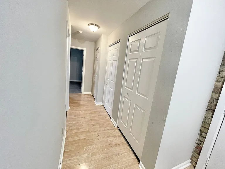 1718-34 E Lafayette Pl — Photo 39