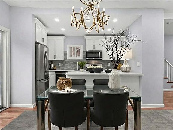 4th image of 1513 Rosedale Ave