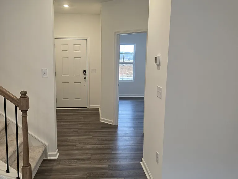 101 Napoleone St — Photo 7
