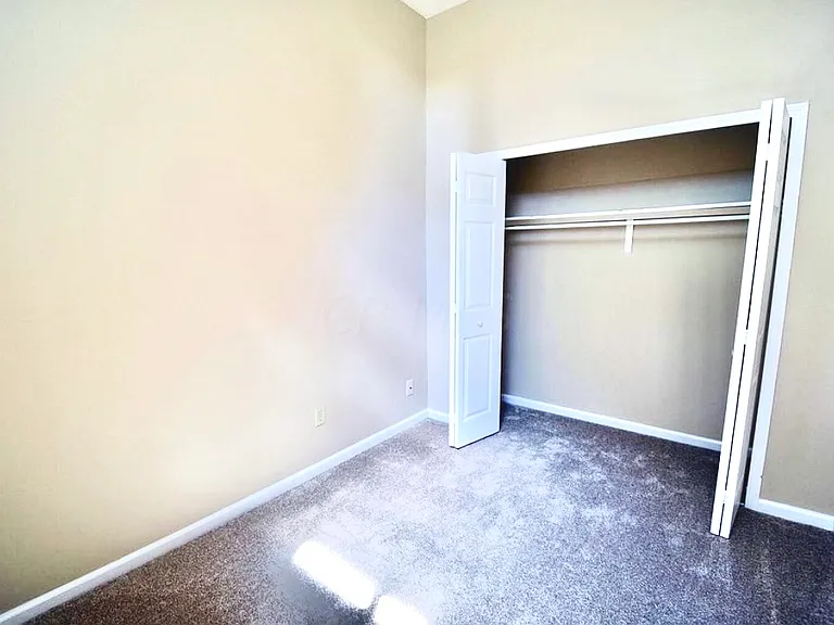20 King Arthur Ct — Photo 18