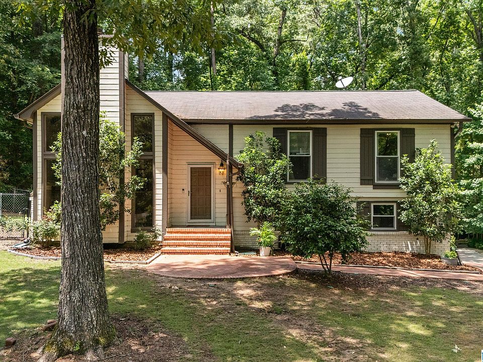 1st image of 5577 Surrey Ln