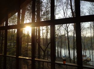 9120 Four Mile Creek Rd, Gainesville, GA 30506