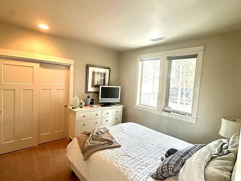 62772 Idanha Ct — Photo 60
