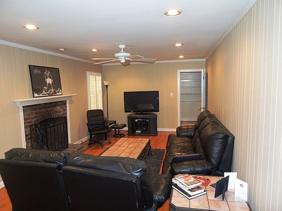 Den/Family room