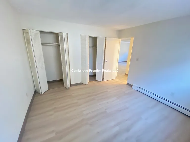 45 Elm St #13 — Photo 4