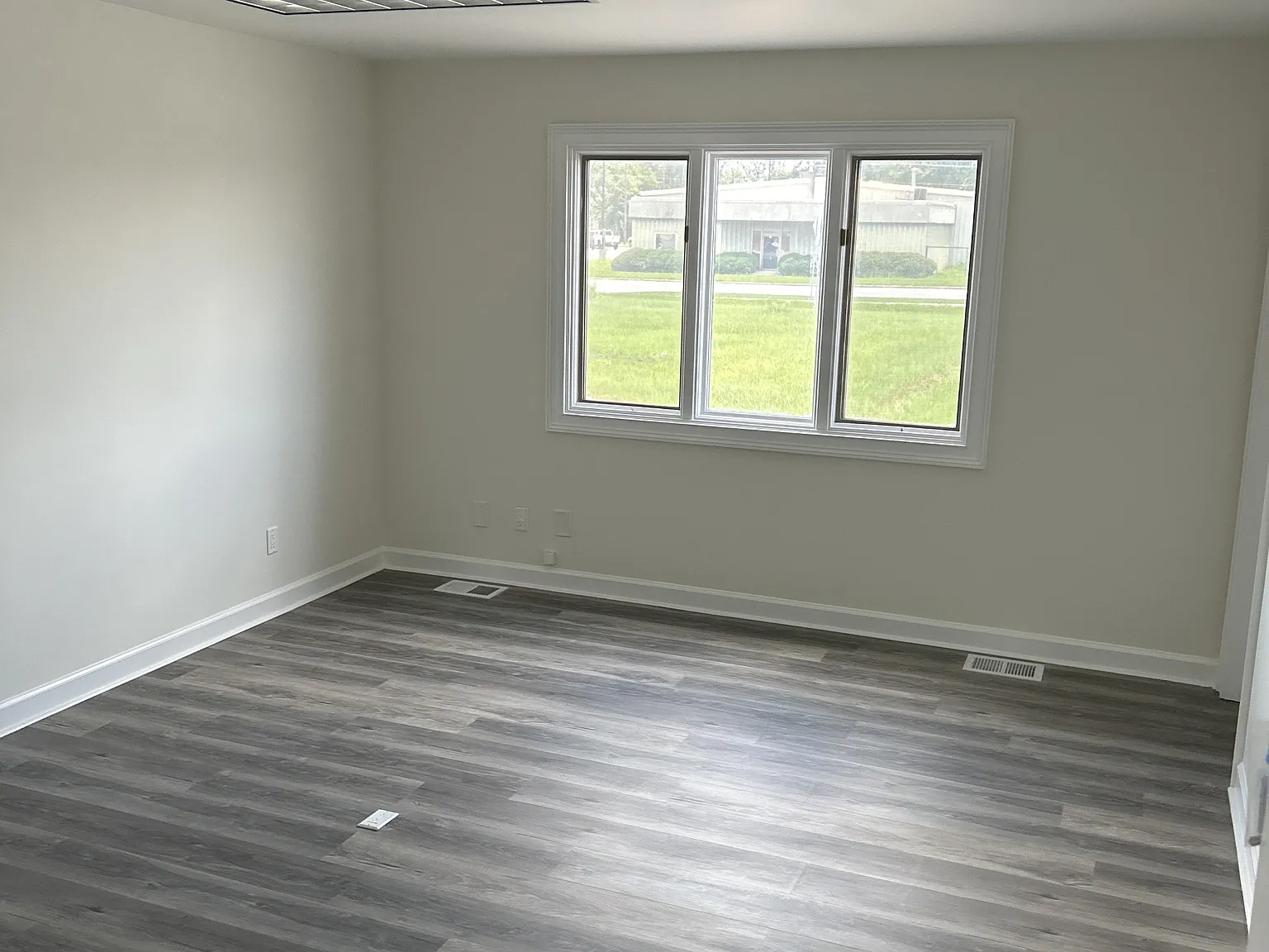 710 Haines Avenue - 7 — Photo 1