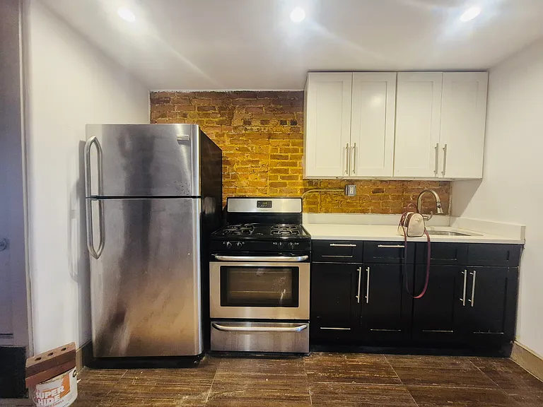 2344 Pacific St #1D — Photo 5