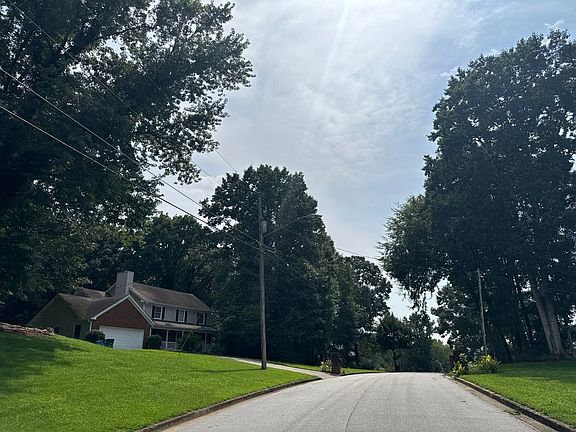 4th image of 4505 Shumart Dr