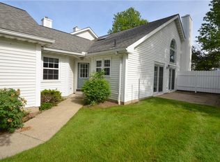 6712 Hidden Lake Trl, Brecksville, OH 44141