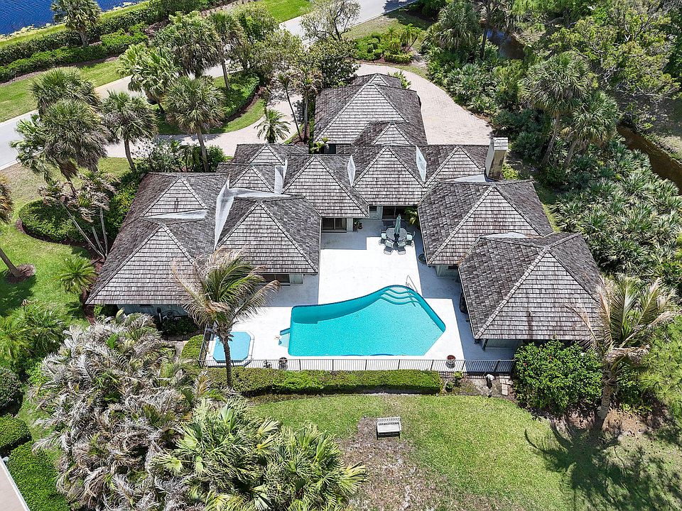 1st image of 6980 SE Winged Foot Drive