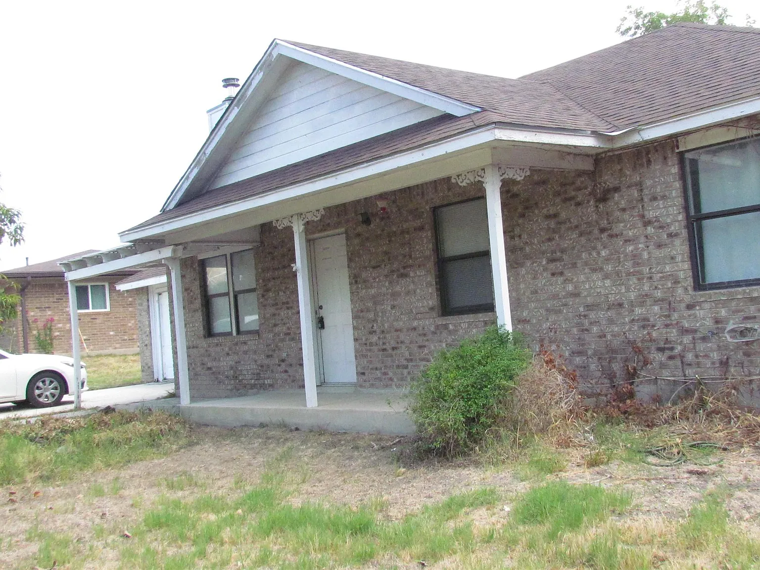3 bed, 2.0 bath, 1628 sqft, $1,700 — Photo 1