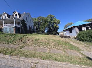 37 14th St SW, Roanoke, VA 24016