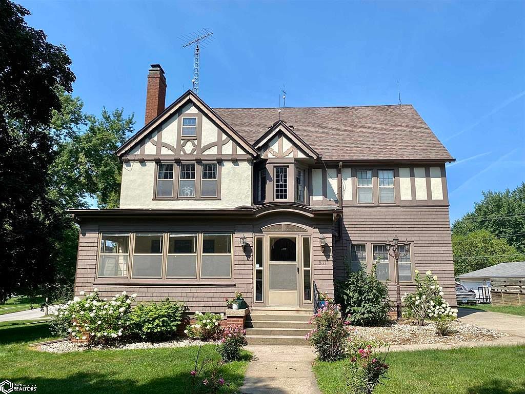 311 1st Ave, Audubon, IA 50025 Zillow