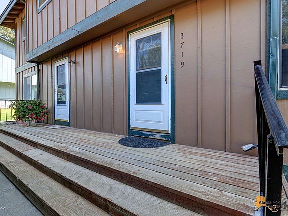 2nd image of 3719 Lunar Dr #1-D