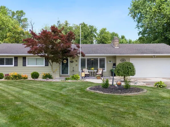 4831 Woodford Dr, Fort Wayne, IN 46835