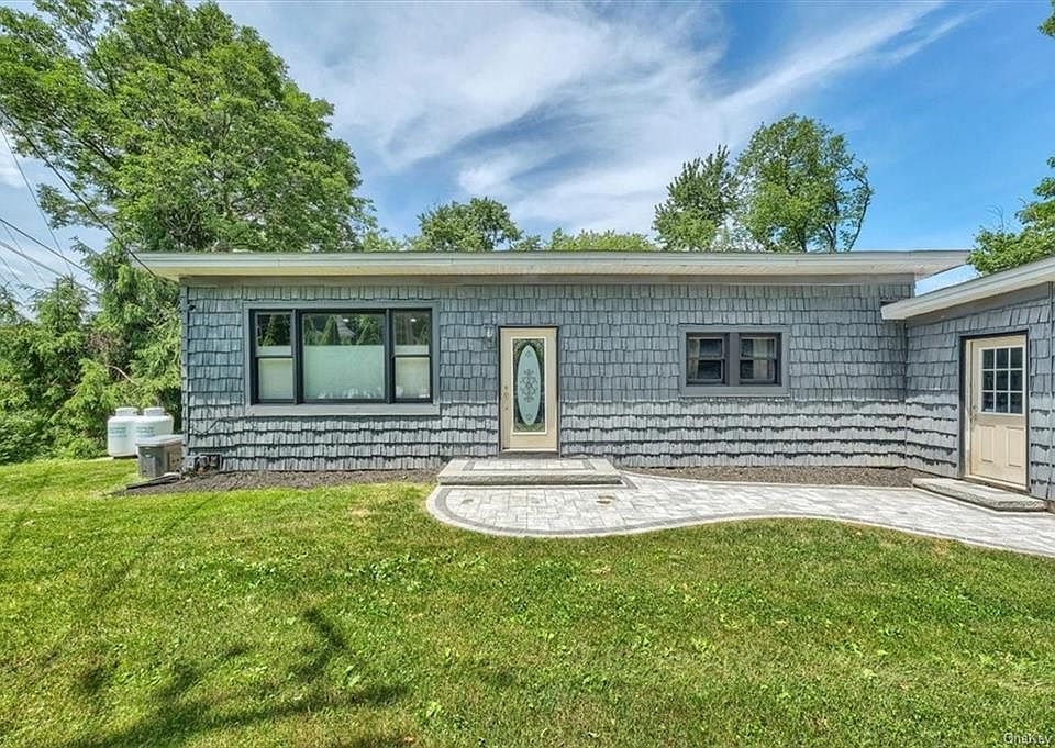 1st image of 585 Shore Dr