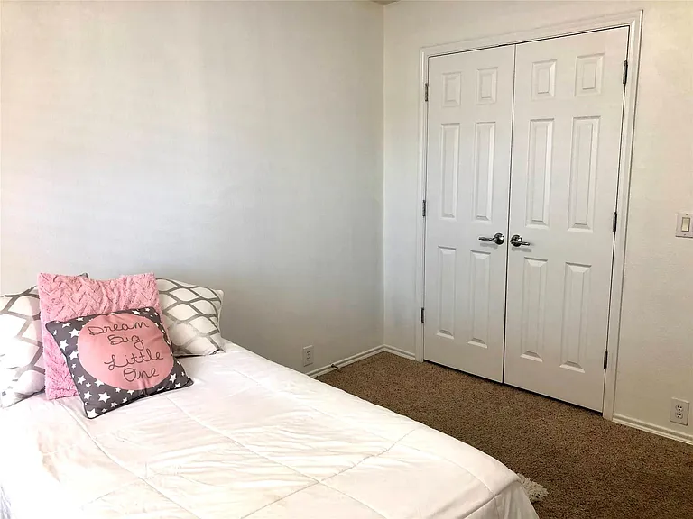 4611 Pin Oak Creek Ln — Photo 5