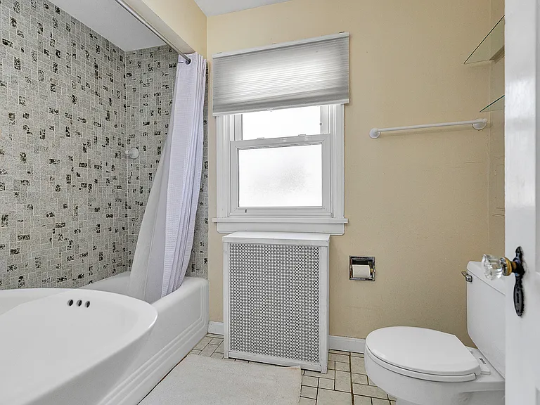 2317 Canterbury Rd — Photo 14