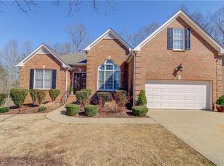 540 Pine Rock Trl, Sugar Hill, GA 30518