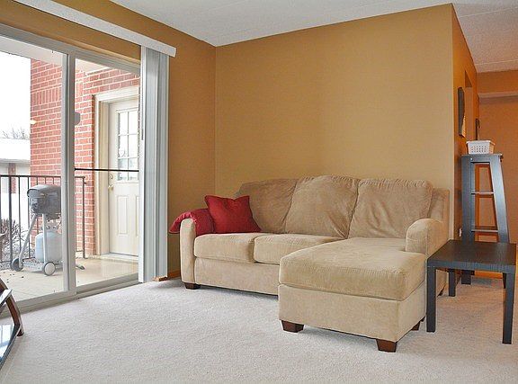 4th image of 7020 Heritage Cir APT 1C