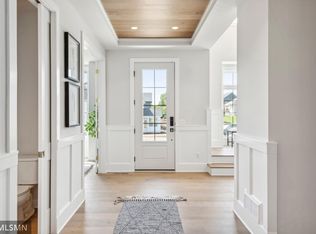 4130 Vista View Dr, Chaska, MN 55318