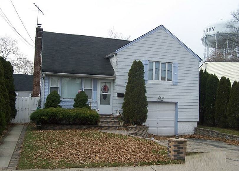 1st image of 49 Barrington St