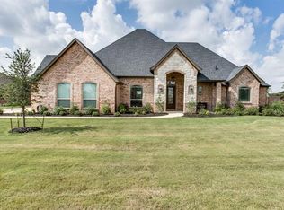 909 Egan Way Ct, Burleson, TX 76028