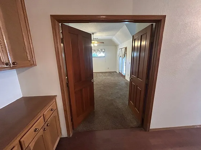 5730 W Laura Ct — Photo 25