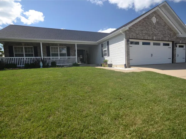 4913 Granite Dr, Smithton, IL 62285