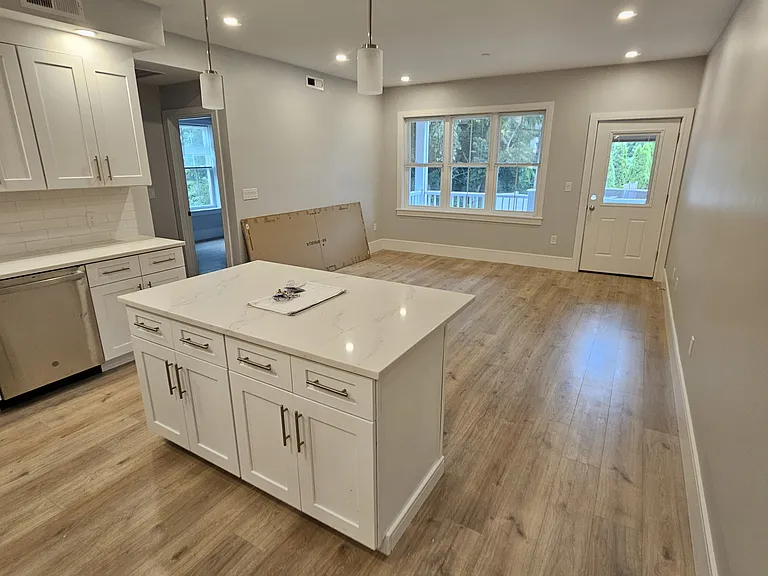 124 Kenrick St #4 — Photo 1