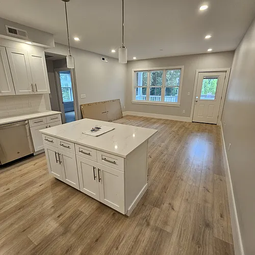 124 Kenrick St #4 Photo 1