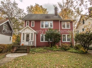 3226 E Fairfax Rd, Cleveland Heights, OH 44118
