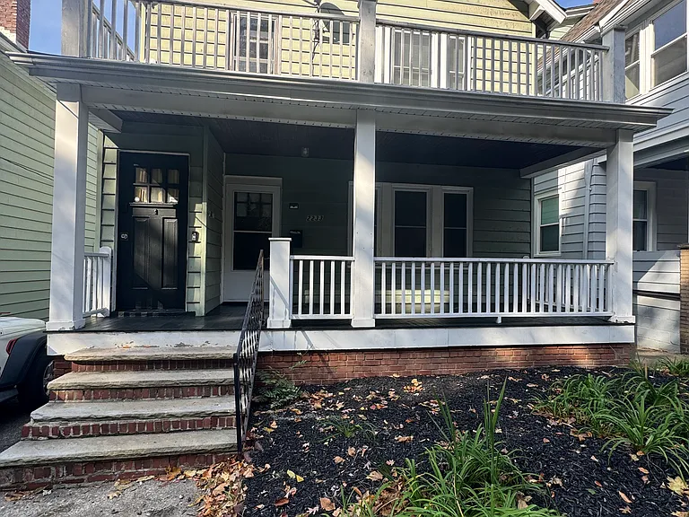 2233 Edgehill Rd #L — Photo 11