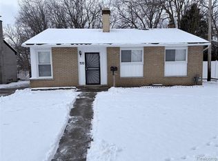 1510 S River Park Dr, Inkster, MI 48141