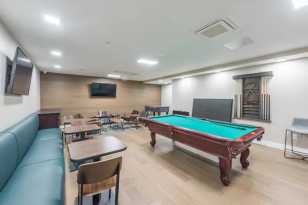 Rented by Corcoran | media 15